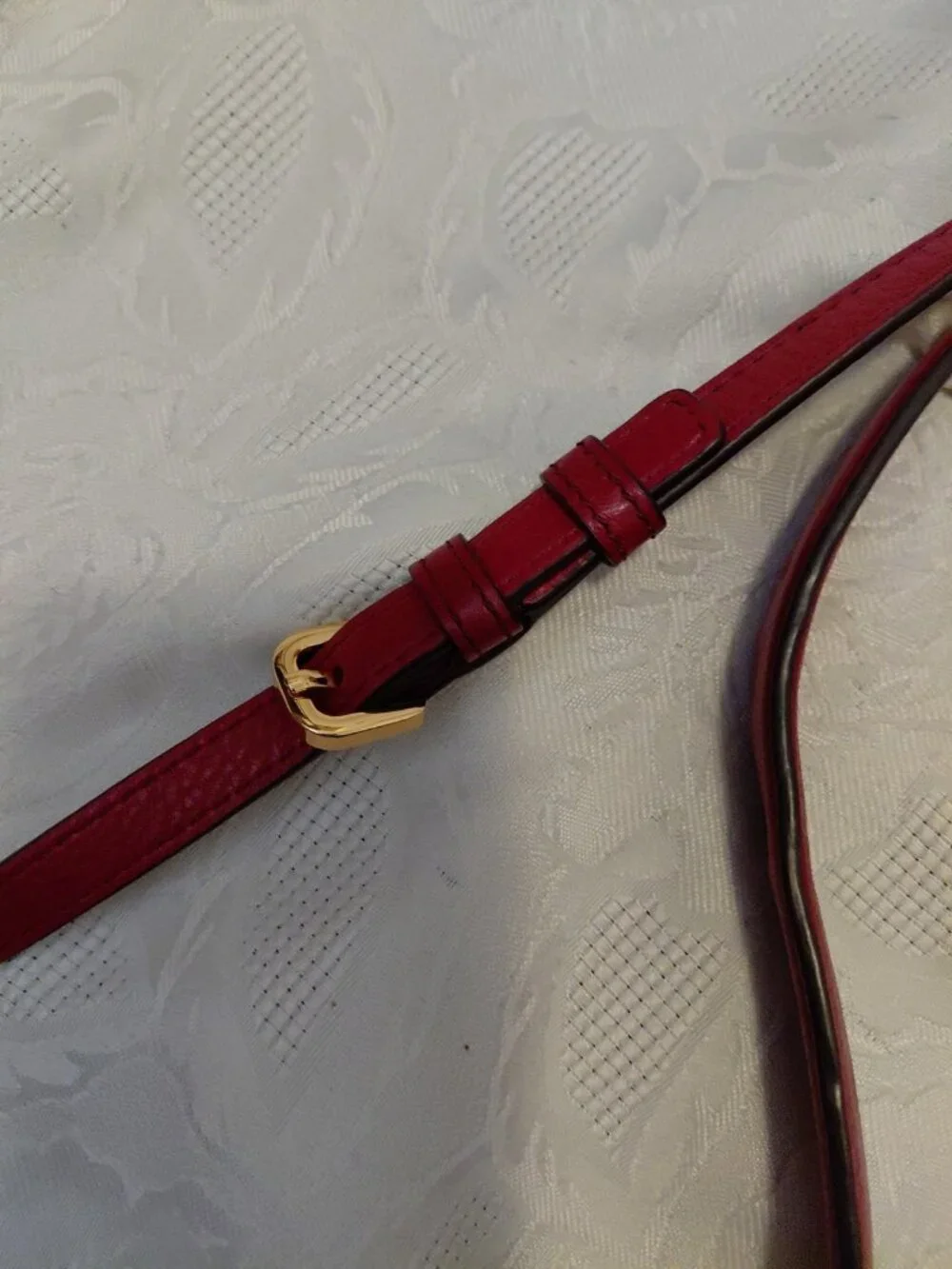 Marc Jacobs Empire City Hobo Red Pebbled Leather with Attachable Crossbody Strap